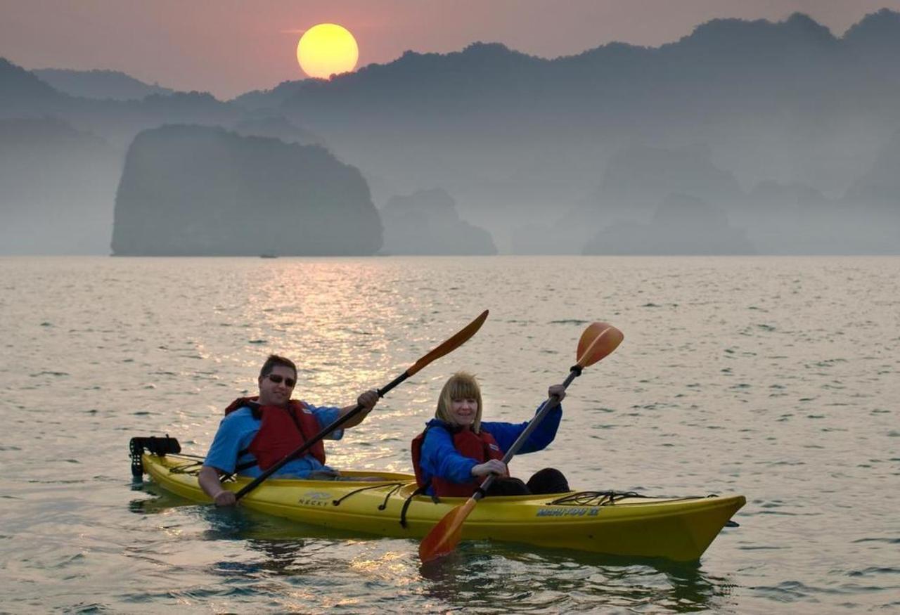 Fantasea Imperial Cruise Hotel Ha Long Exterior photo